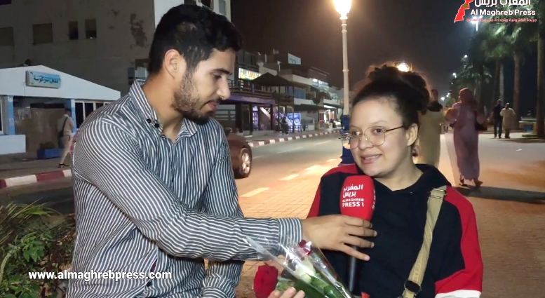 قصة مؤثرة لـ بائعة الورد من ذوي الاحتياجات الخاصة