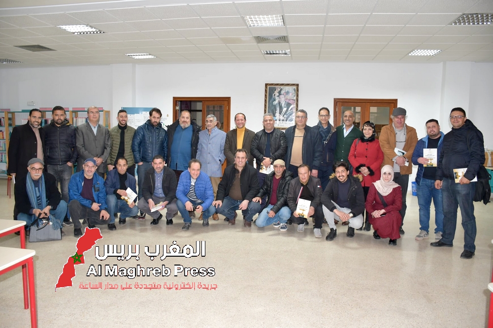 جمعية أمزيان تحتفي بالمسرح الأمازيغي من خلال توقيع كتاب الدكتور محمد لعزيز