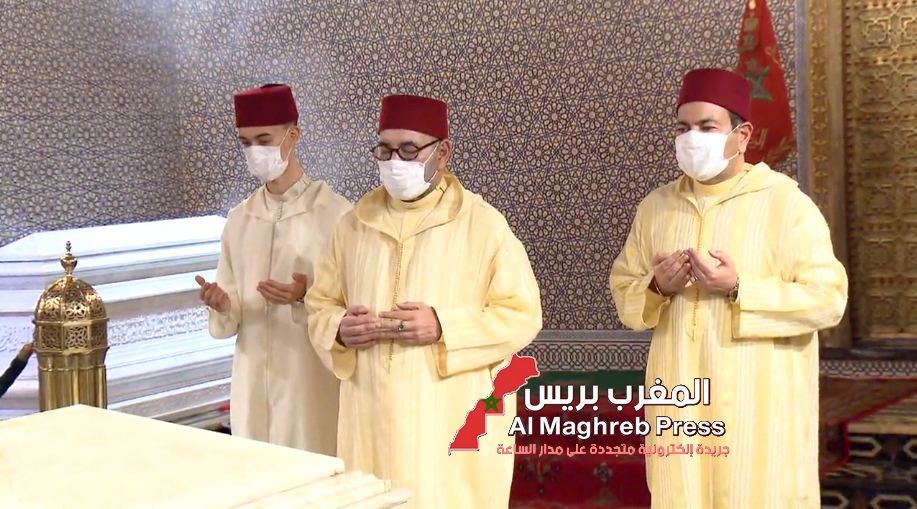 أمير المؤمنين الملك محمد السادس يترحم على روح جلالة المغفور له الملك محمد الخامس