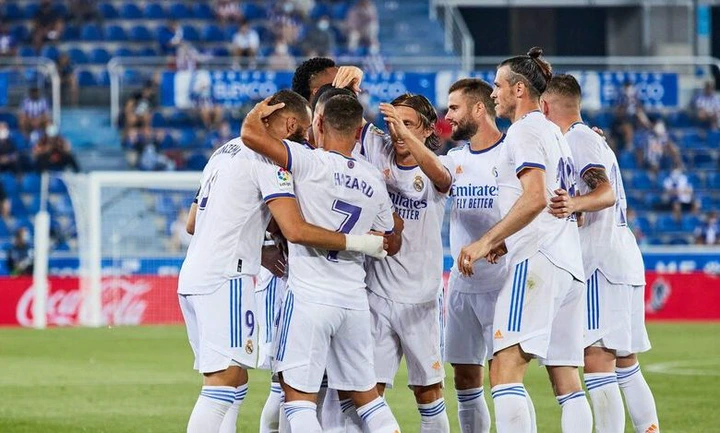 الكشف عن التشكيلة المثالية لدوري أبطال أوروبا – صفحة الشعب