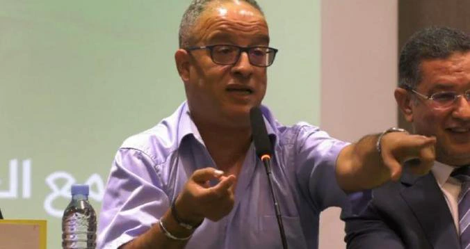 ”قرار جديد“ يقرب مدرب برازيلي من الرجاء لخلافة الطاوسي – صفحة الشعب