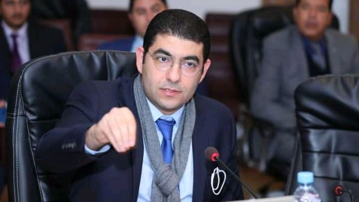 "البيجيدي" يسائل بنسعيد عن "معايير الترخيص" بعرض كتب دون أخرى بالمعرض الدولي للكتاب