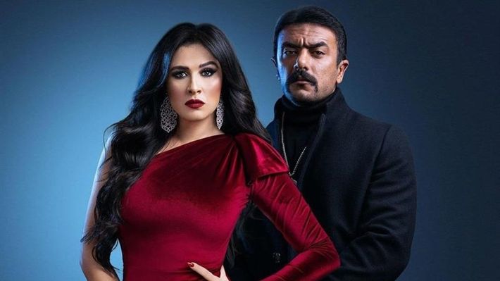 هل انفصلت ياسمين عبد العزيز عن زوجها أحمد العوضي