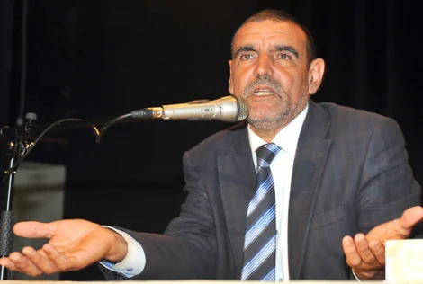 "بعد أن كانوا يبجلونه واقتربوا من تقديسه".. سلفيون "يشيطنون" الفايد ويهاجمونه بعد دعوته إلى تطوير تفسير القرآن