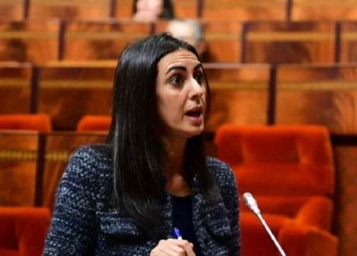 الحُكومة ترفعُ الرايــة البيضاء أمام إرتفاع أسْعار المحروقات (حماة سامير) – صفحة الشعب