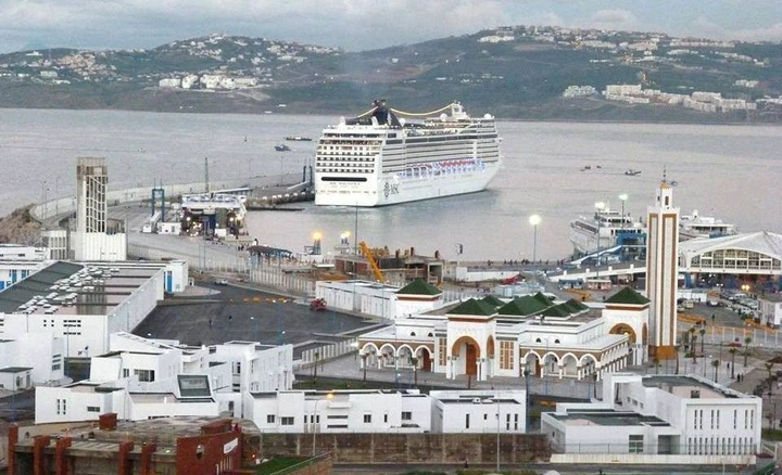 توقف الرحلات البحرية بين طنجة وطريفة لليوم الثالث على التوالي – صفحة الشعب