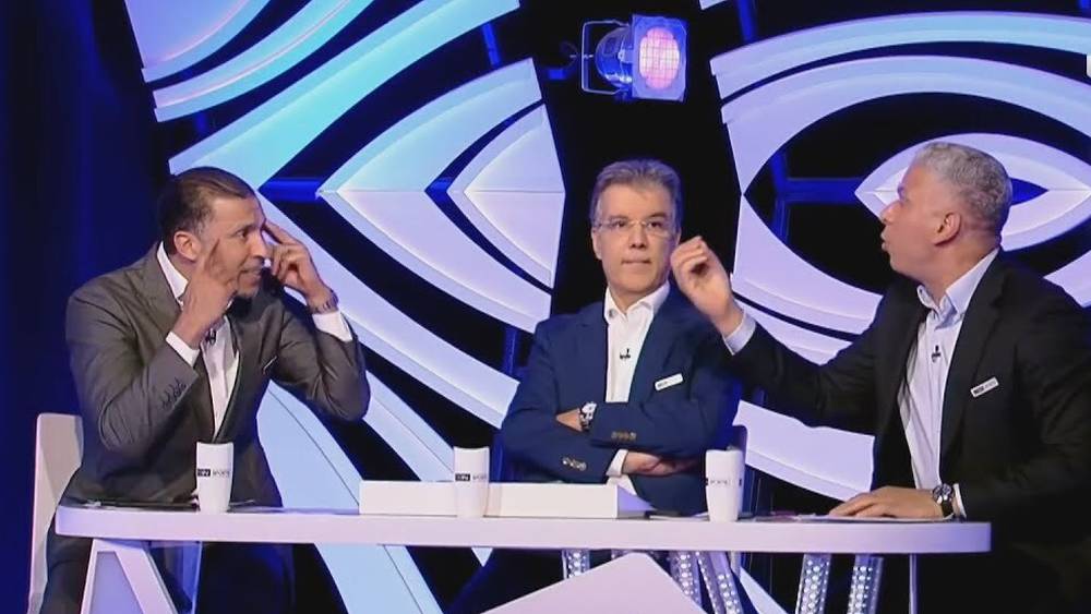 يوسف شيبو في نقاش مع وائل جمعة بحضور طارق ذياب