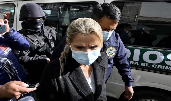 الحكم بـ10 سجنا على رئيسة بوليفيا السابقة