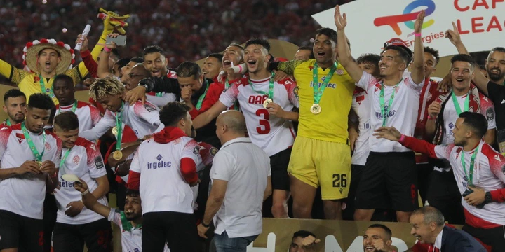 بأزيد من مليار سنتيم لكل لاعب منهما.. نجمان يتوصلان بعرضين مغريين من أوروبا والوداد يرد – صفحة الشعب