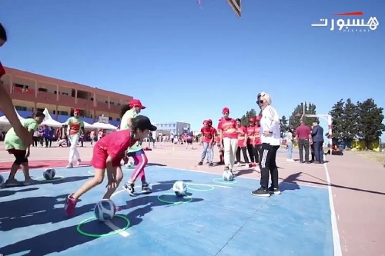 قافلة الكرة النسوية