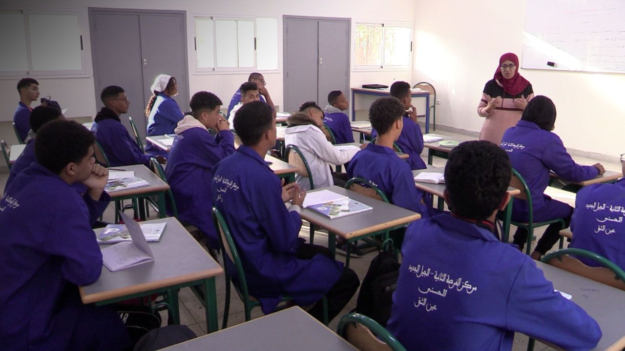 بالفيديو: هذا ما يتعلمه تلاميذ الفرصة الثانية المنقطعون عن الدراسة