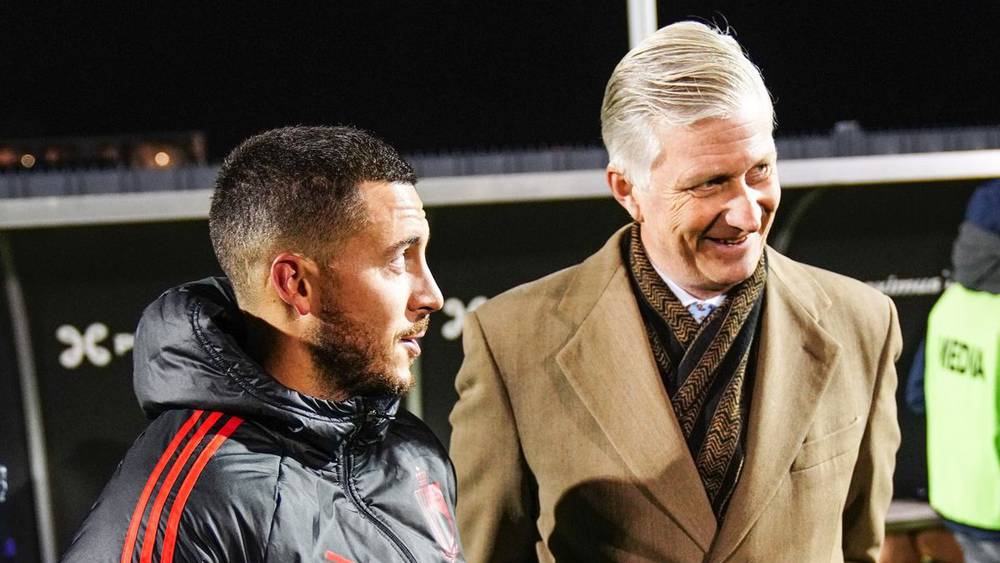 الملك فيليب يزور تداريب المنتخب البلجيكي قبل سفره إلى الكويت للقاء مصر وديا