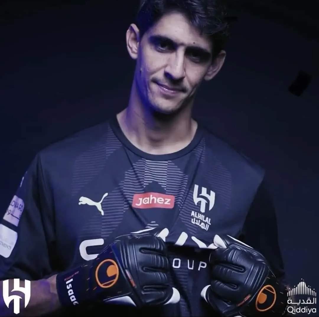 الهلال يعلن تعاقده بشكل رسمي مع ياسين بونو