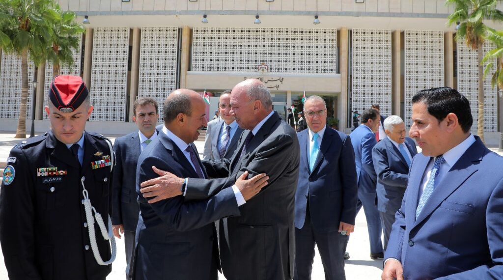 ميارة يتباحث بعمان مع رئيسي مجلسي الاعيان والنواب بالأردن