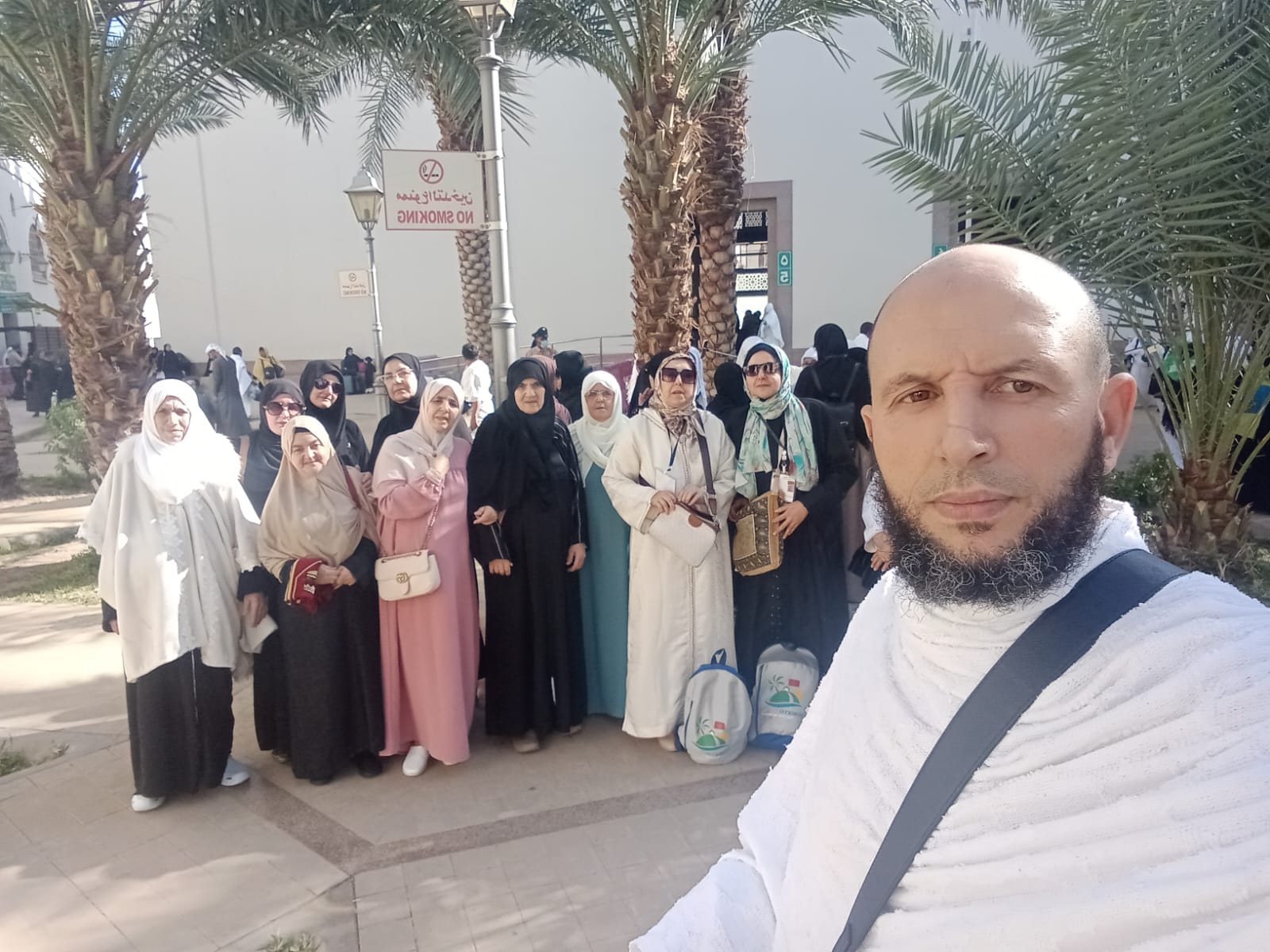 عمرة مباشرة من مدينة طنجة ابتداء من 9500 درهم فقط من تنظيم وكالة موروكو ترافل