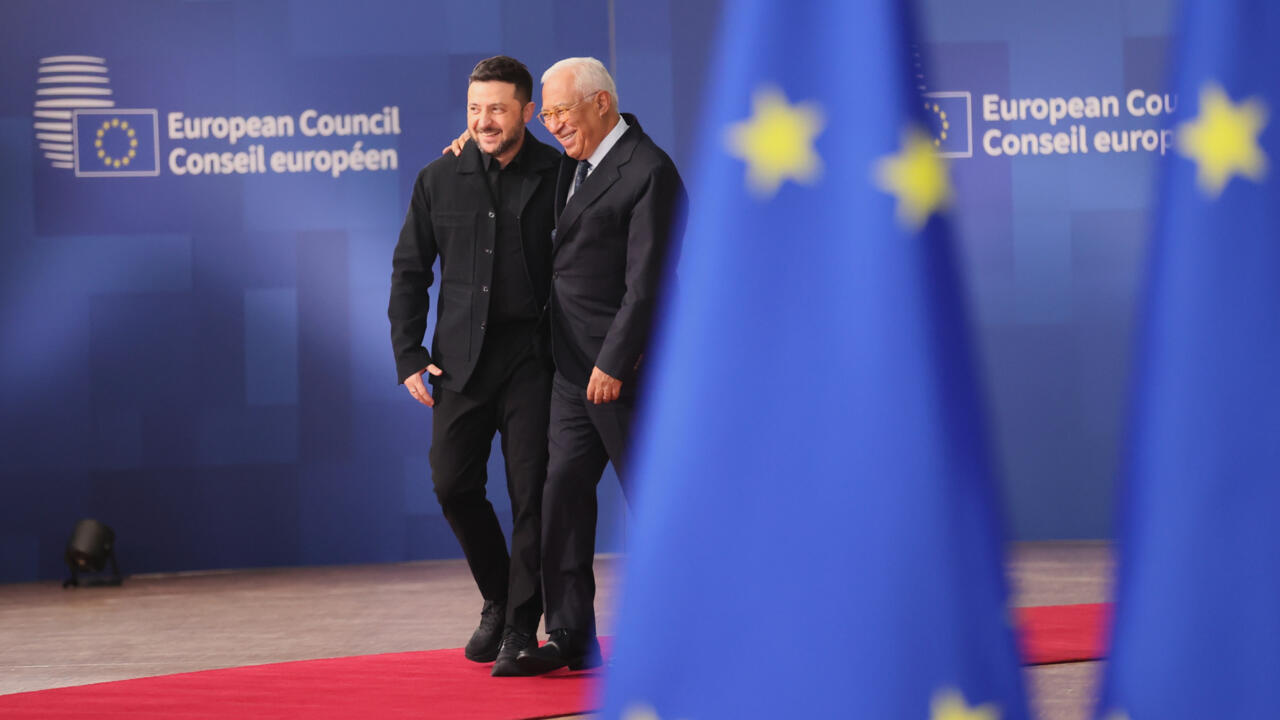 الاتحاد الأوروبي يقر حزمة من العقوبات على روسيا تشمل حظرا على واردات الغاز