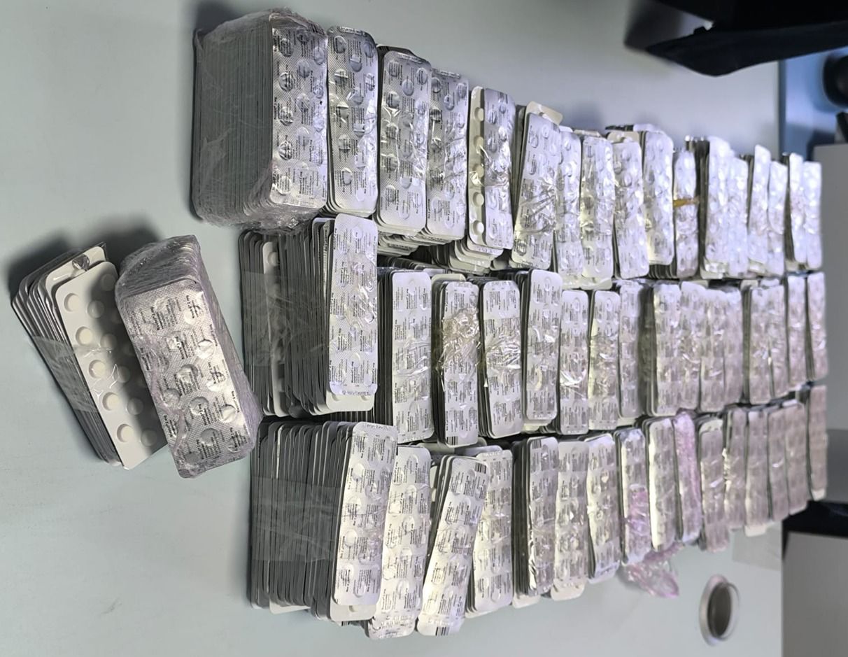 أمن تطوان يحبط محاولة تهريب أكثر من 30 ألف قرص مخدر عبر معبر باب سبتة