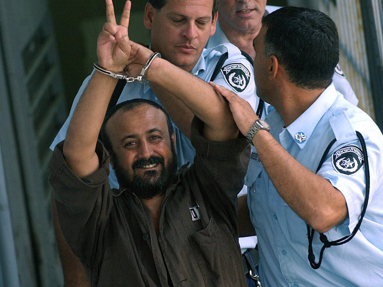 مشاهير عالميون يطالبون إسرائيل بإطلاق سراح القيادي الفلسطيني البارز مروان البرغوثي