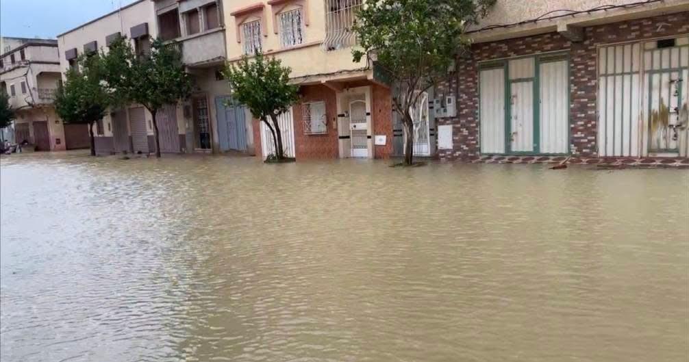 النيابة العامة بطنجة تفتح بحثا بخصوص مقاطع فيديو مفبركة حول فيضانات القصر الكبير