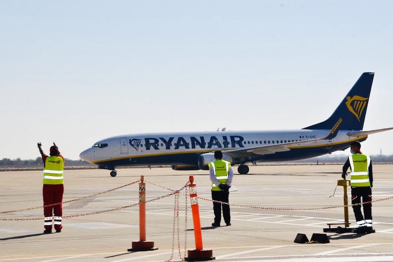 نقص وقود الطيران بالمطارات المغربية يدفع إلى إصدار إشعار بتدابير احترازية جديدة للتزود بالوقود