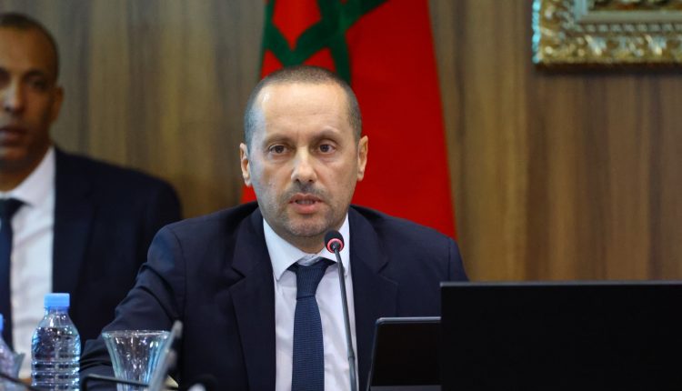 وزير الصحة يطمئن الصيادلة : لا توجه لتحرير رأسمال الصيدليات حاليا