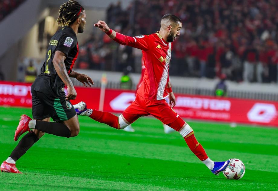 الوداد ينهزم في عقر داره أمام الجيش الملكي و زياش يتألق من جديد بهدف عالمي